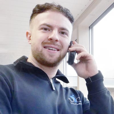 radsport-schiffner-kontakt-02 Radsport Schiffner Mitarbeiter am Telefon